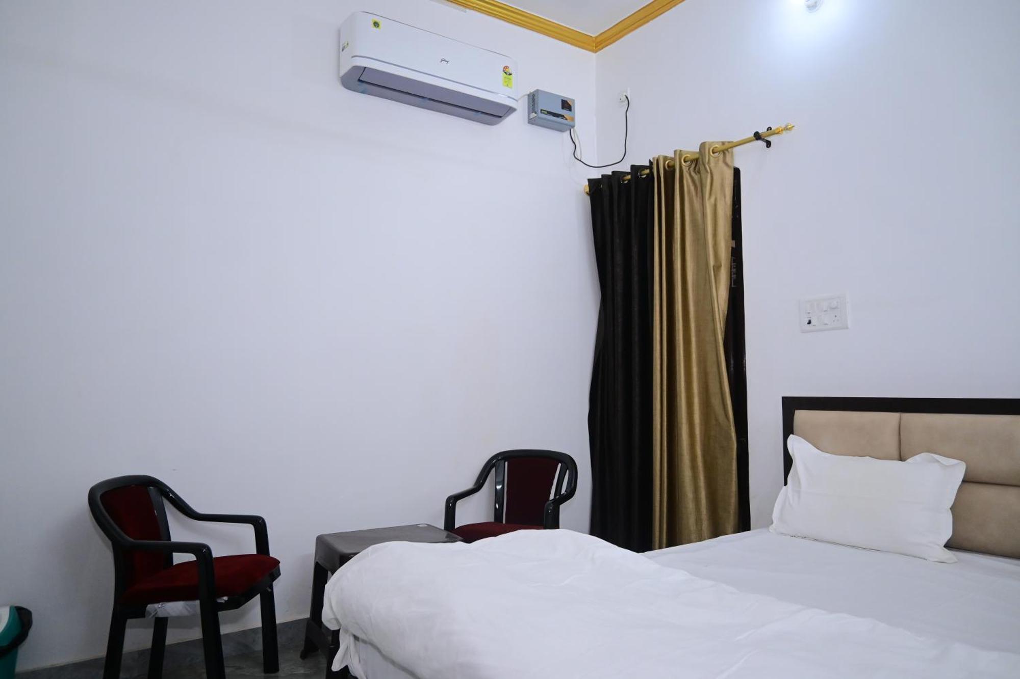 Shri Narayanam Guest House And Home Stay Ayodhya Buitenkant foto