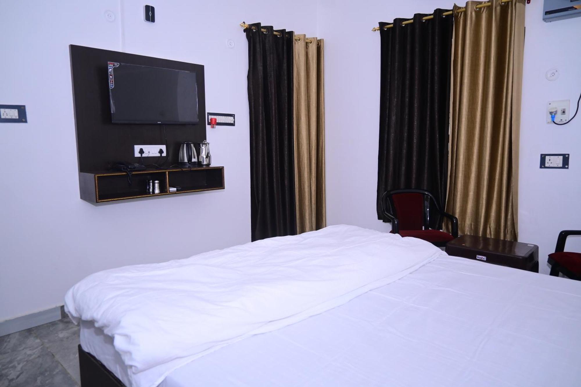Shri Narayanam Guest House And Home Stay Ayodhya Buitenkant foto