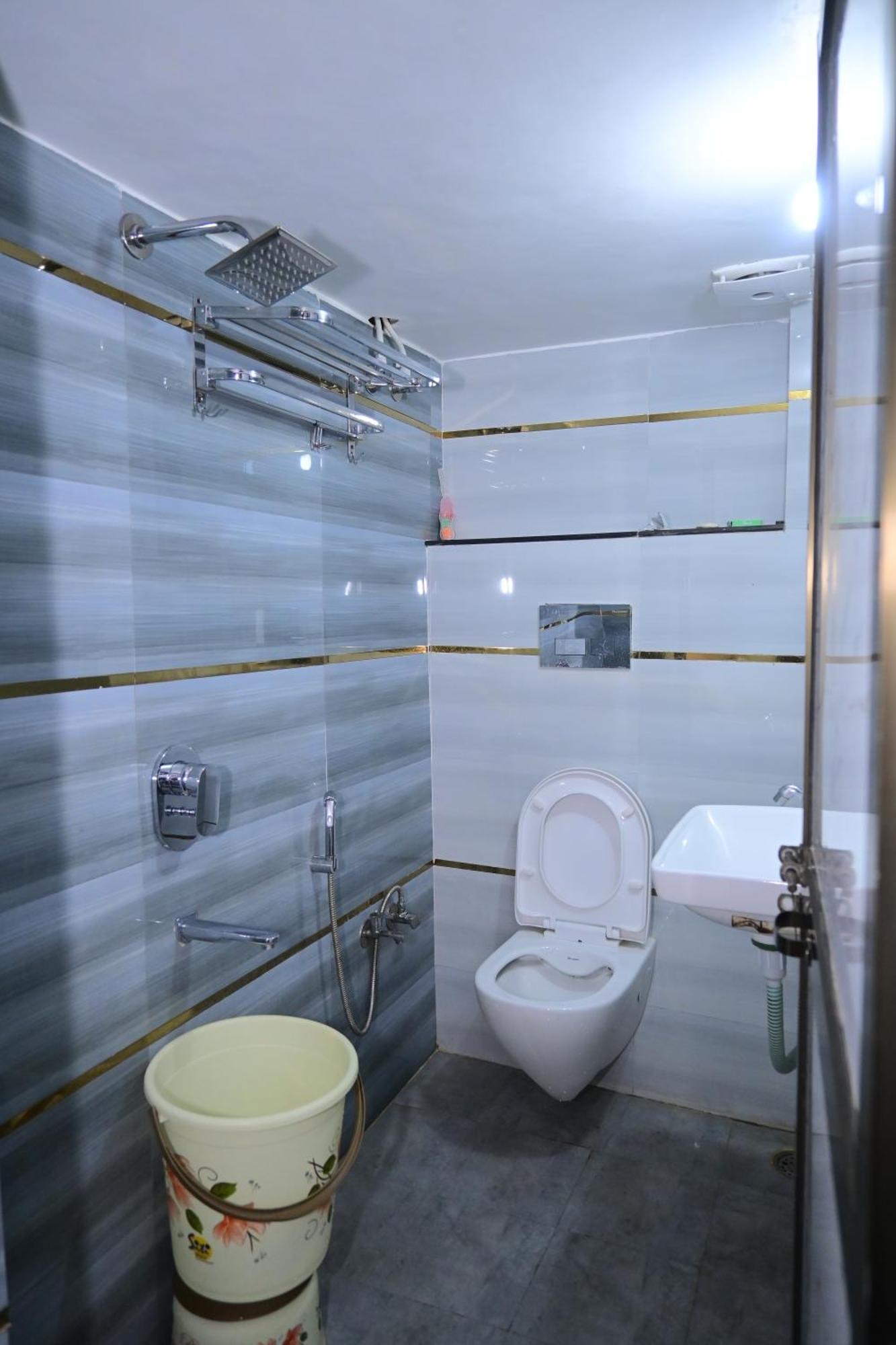 Shri Narayanam Guest House And Home Stay Ayodhya Buitenkant foto