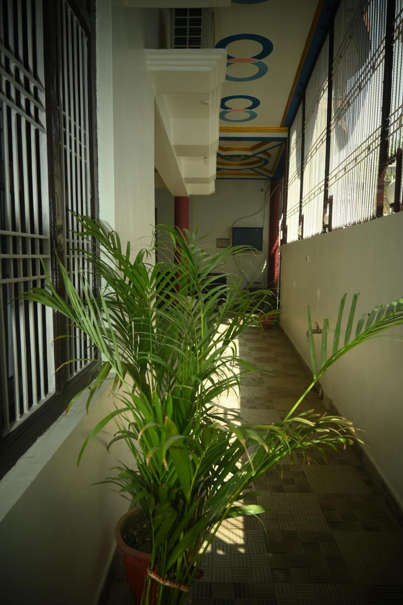 Shri Narayanam Guest House And Home Stay Ayodhya Buitenkant foto